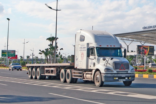 Vận tải nội địa bằng xe tải, xe container